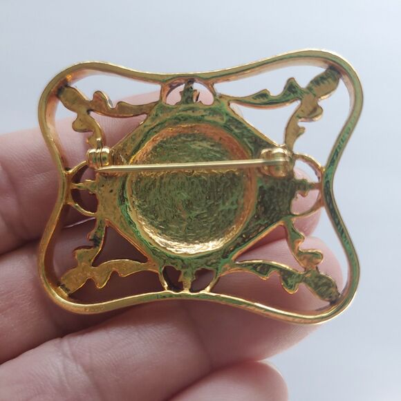 Avon Gold Tone Brooch Set Amber Cabochon w/ Clip Earrings Vintage - Picture 4 of 15